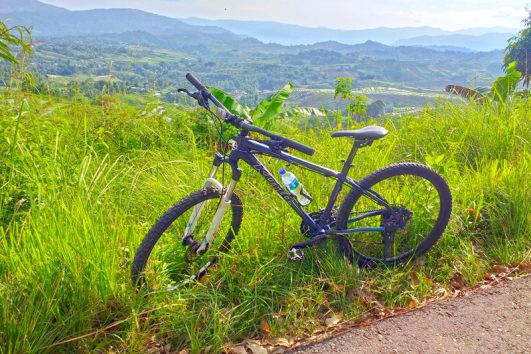 Flores Cycling Tour